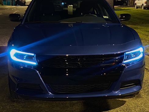 Used 2022 Dodge Charger SXT w/ Blacktop Package image 1