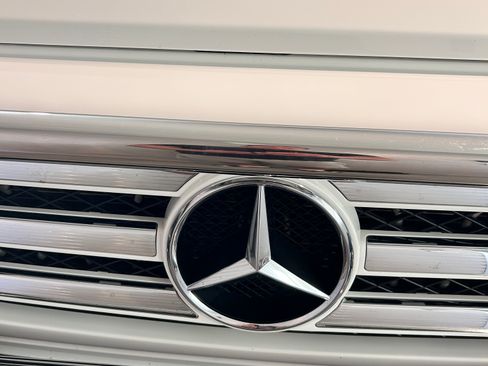 Used 2017 Mercedes-Benz G 550 image 24