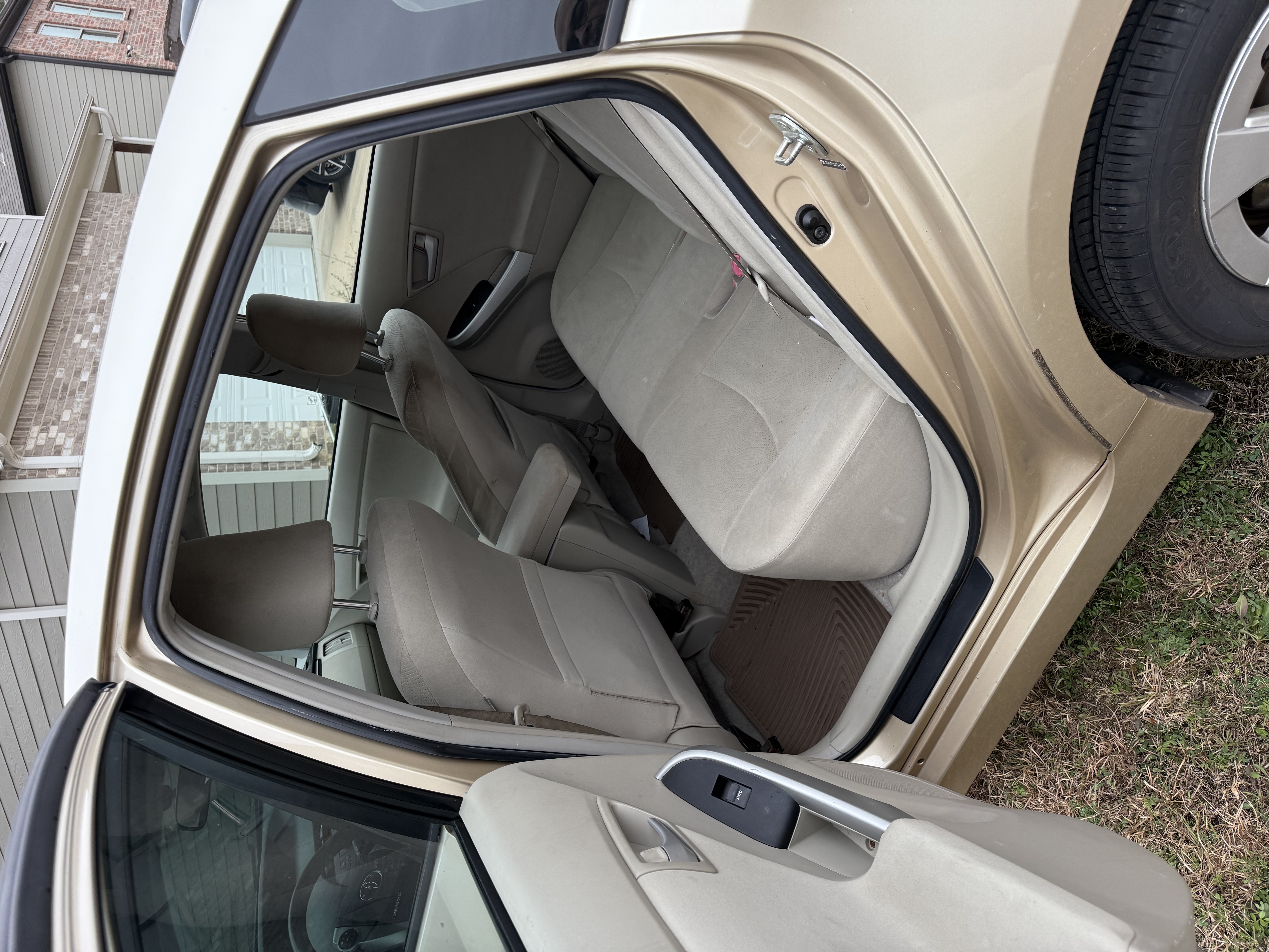 Used 2011 Toyota Prius Two FWD image 9