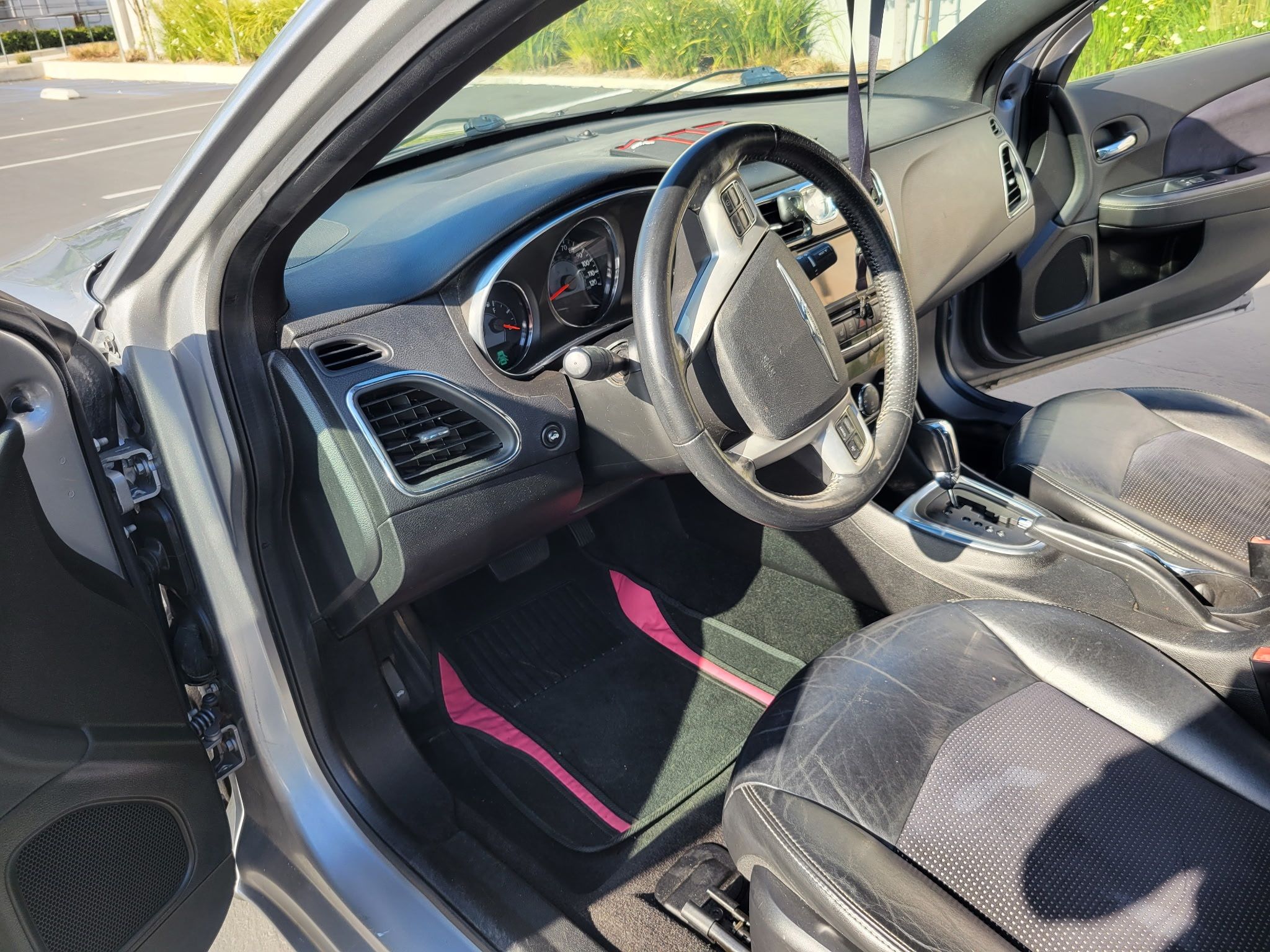 Used 2013 Chrysler 200 Limited w/ Sun/Sound Group FWD image 14