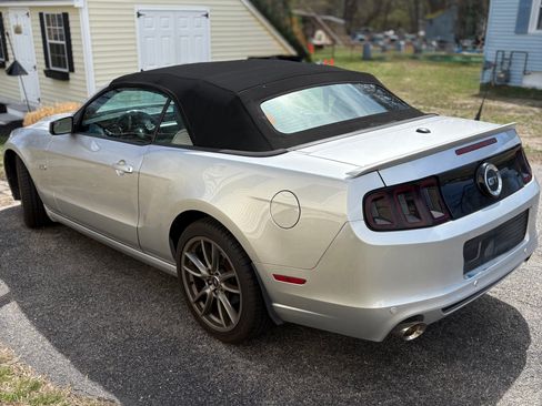 Used 2014 Ford Mustang GT w/ Electronics Package image 8