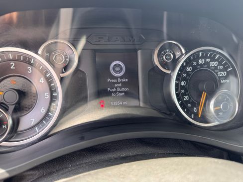 Used 2019 RAM 2500 Tradesman RWD image 8