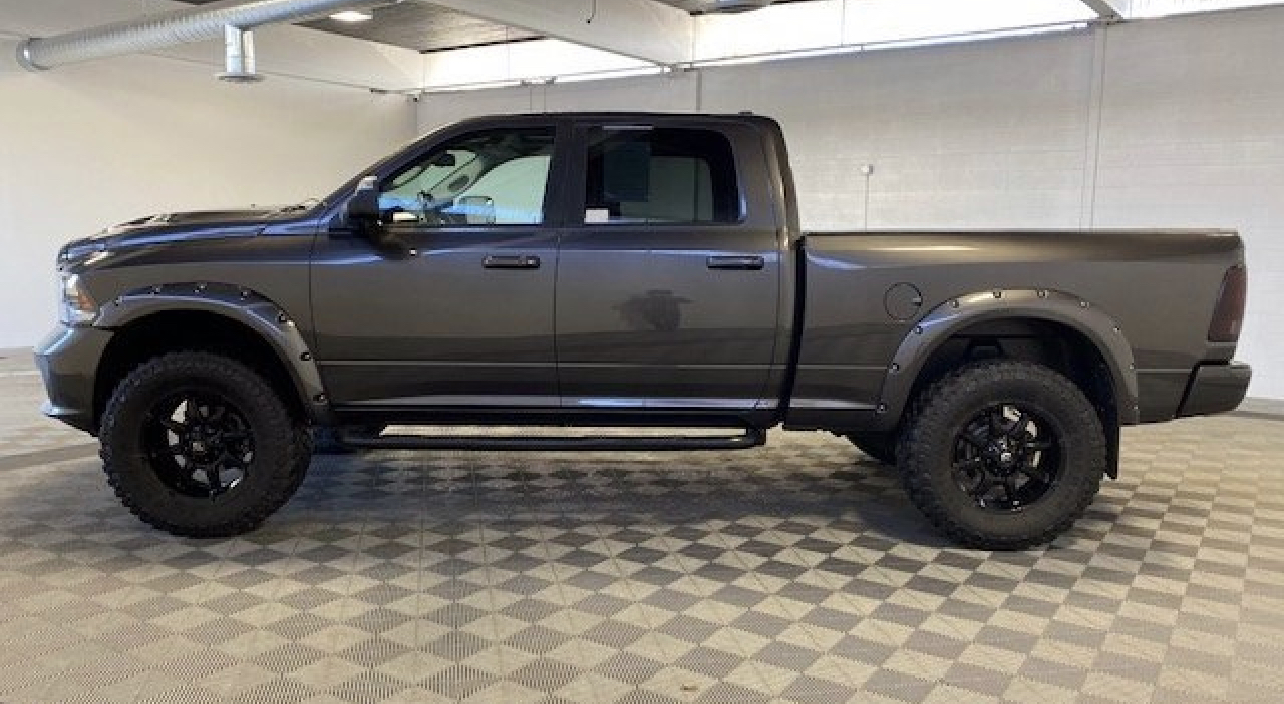 Used 2015 RAM 1500 Sport AWD/4WD image 9