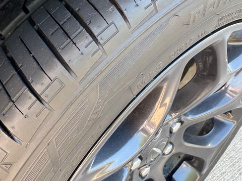 Used 2019 Chrysler 300 S image 22