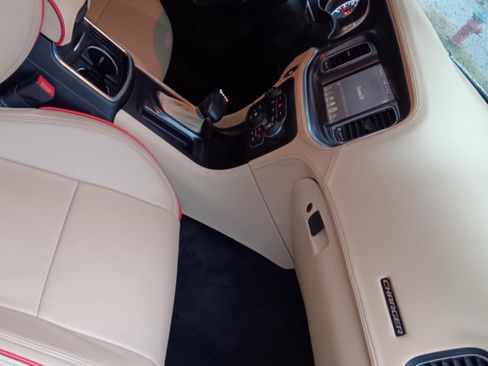 Used 2016 Dodge Charger R/T Scat Pack image 2