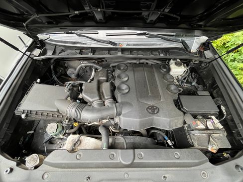 Used 2011 Toyota 4Runner Trail image 19