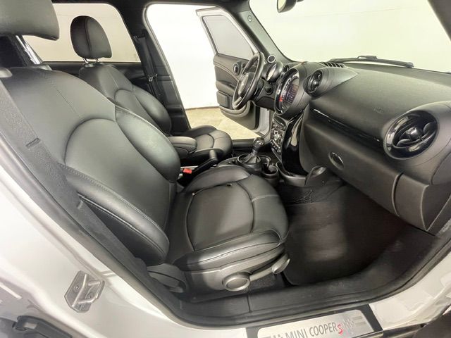 Used 2016 MINI Cooper Countryman S FWD image 9