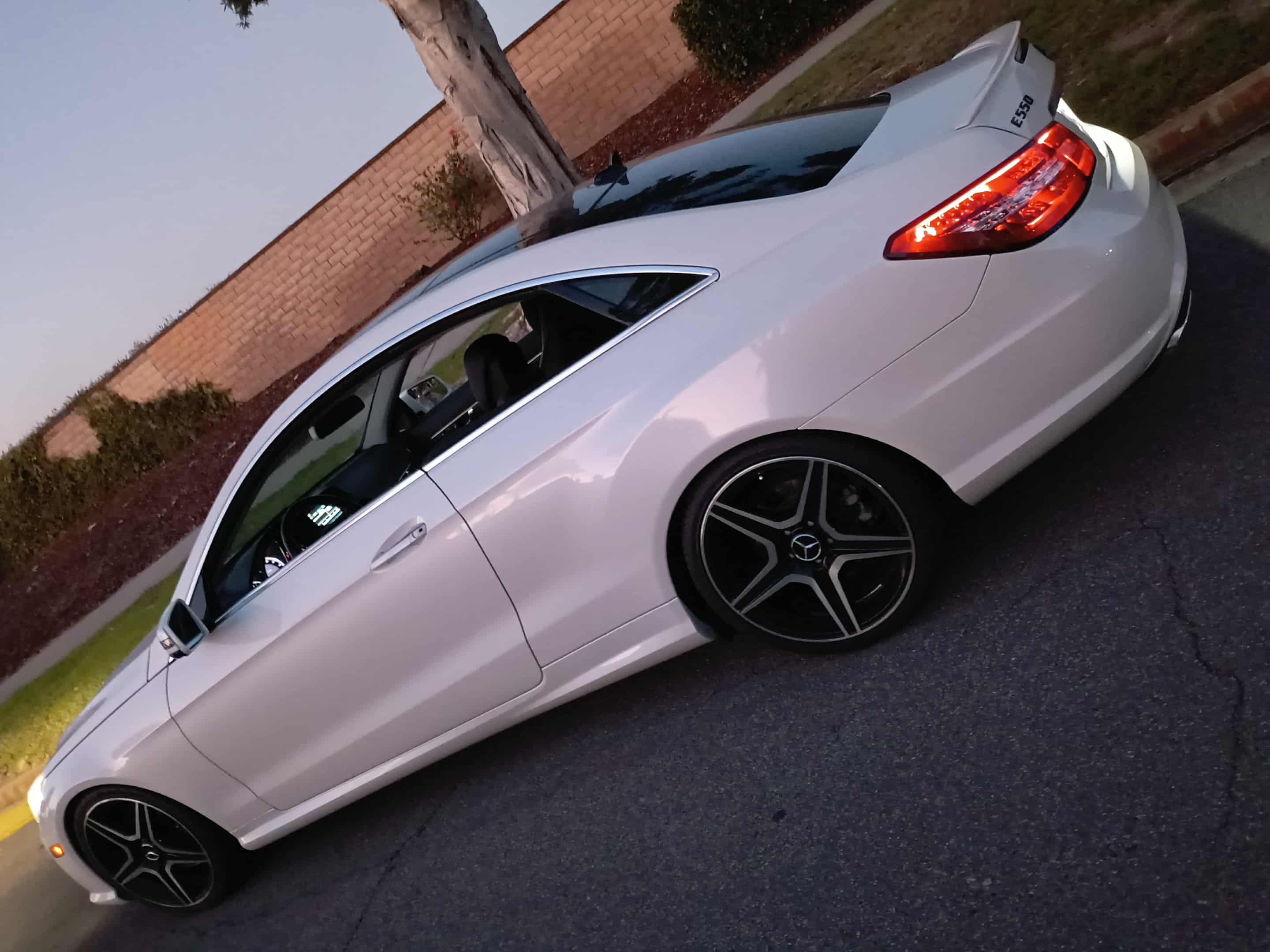 Used 2010 Mercedes-Benz E 550 Coupe image 9