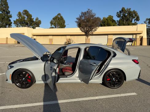 Used 2025 BMW M340i xDrive M340i xDrive Sedan 4D w/ Premium Package image 22