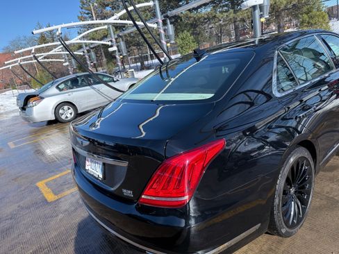Used 2017 Genesis G90 3.3T Premium image 2