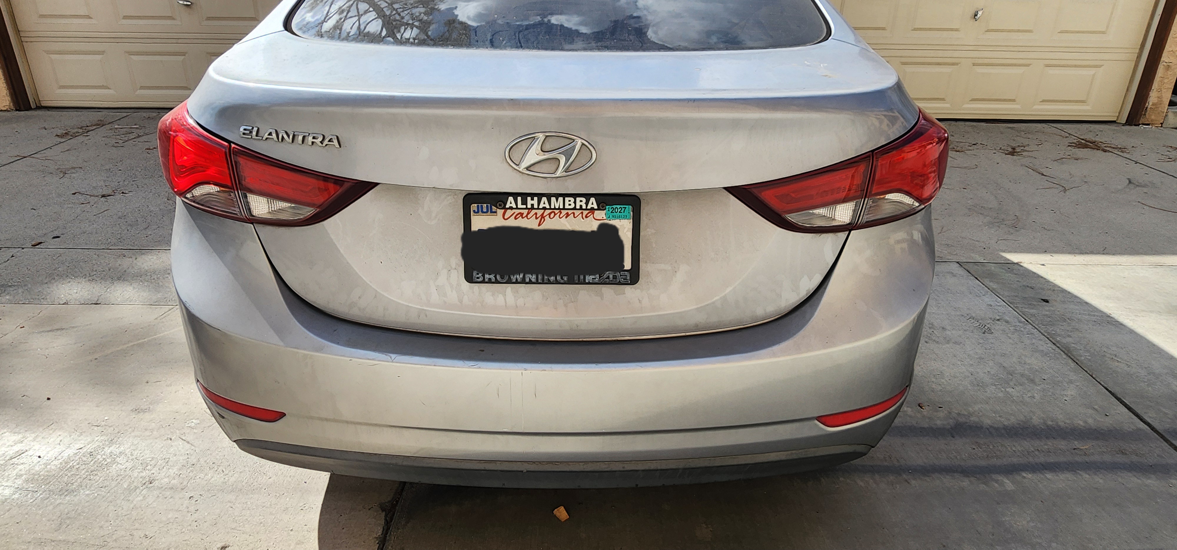 Used 2015 Hyundai Elantra SE FWD image 11