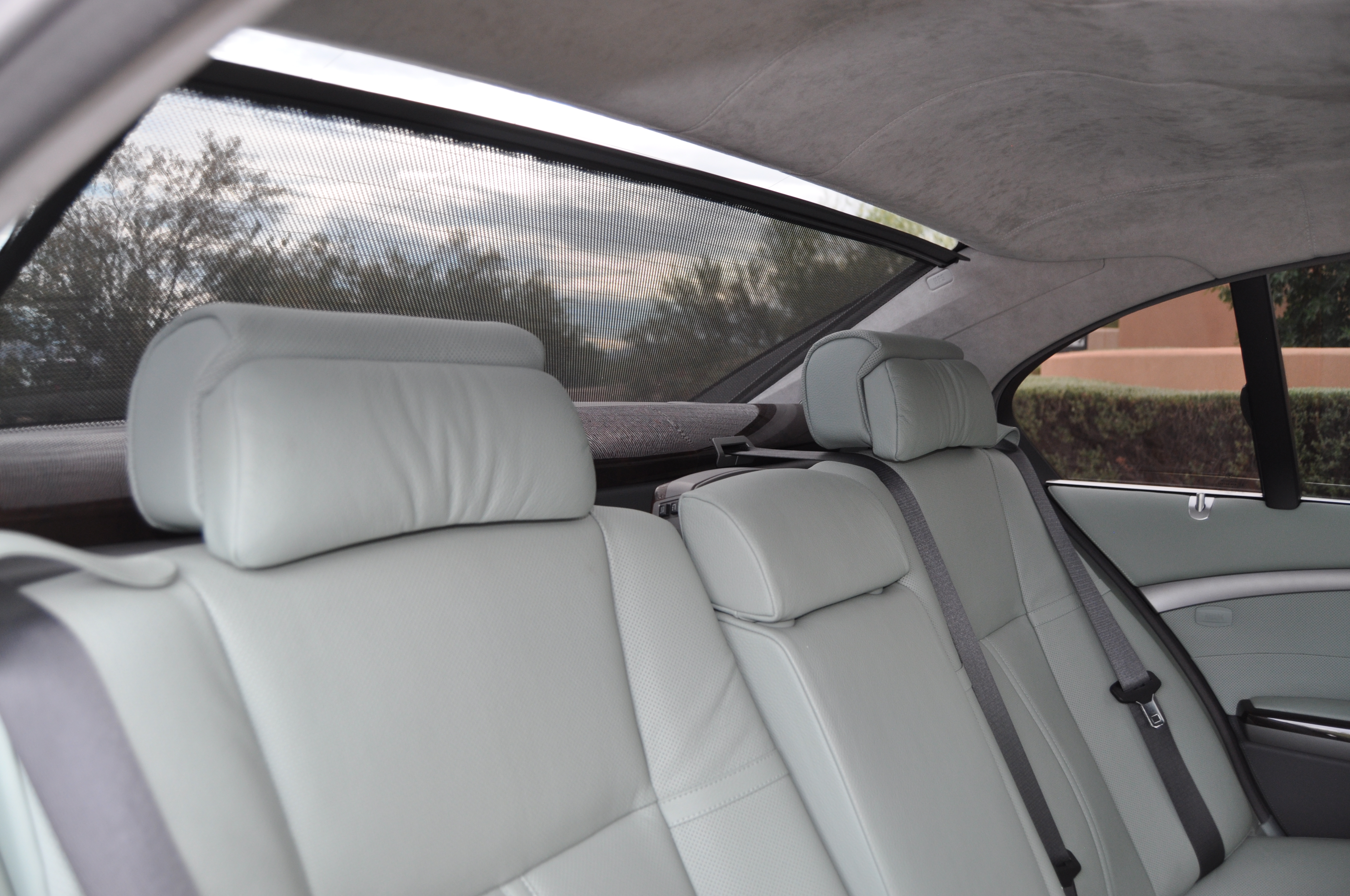 Used 2004 BMW 760Li RWD image 18