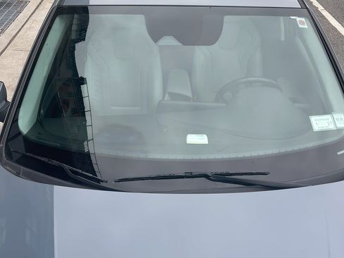 Used 2023 Hyundai Elantra Limited image 18