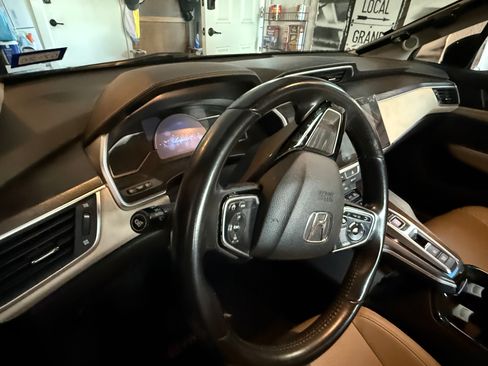 Used 2018 Honda Clarity Touring image 6