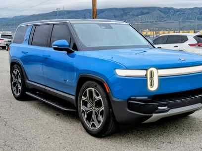 Used 2026 Rivian R1S Adventure