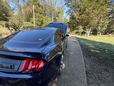 Used 2018 Ford Mustang GT Premium image 8