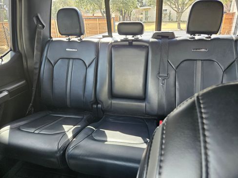 Used 2017 Ford F150 Platinum w/ Equipment Group 701A Luxury image 14