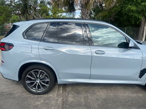 Used 2026 BMW X5 xDrive40i AWD/4WD image 5