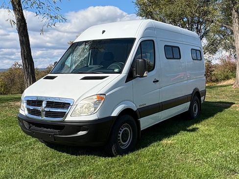 Used 2008 Dodge Sprinter 2500 w/ Premium Sound Group I image 1