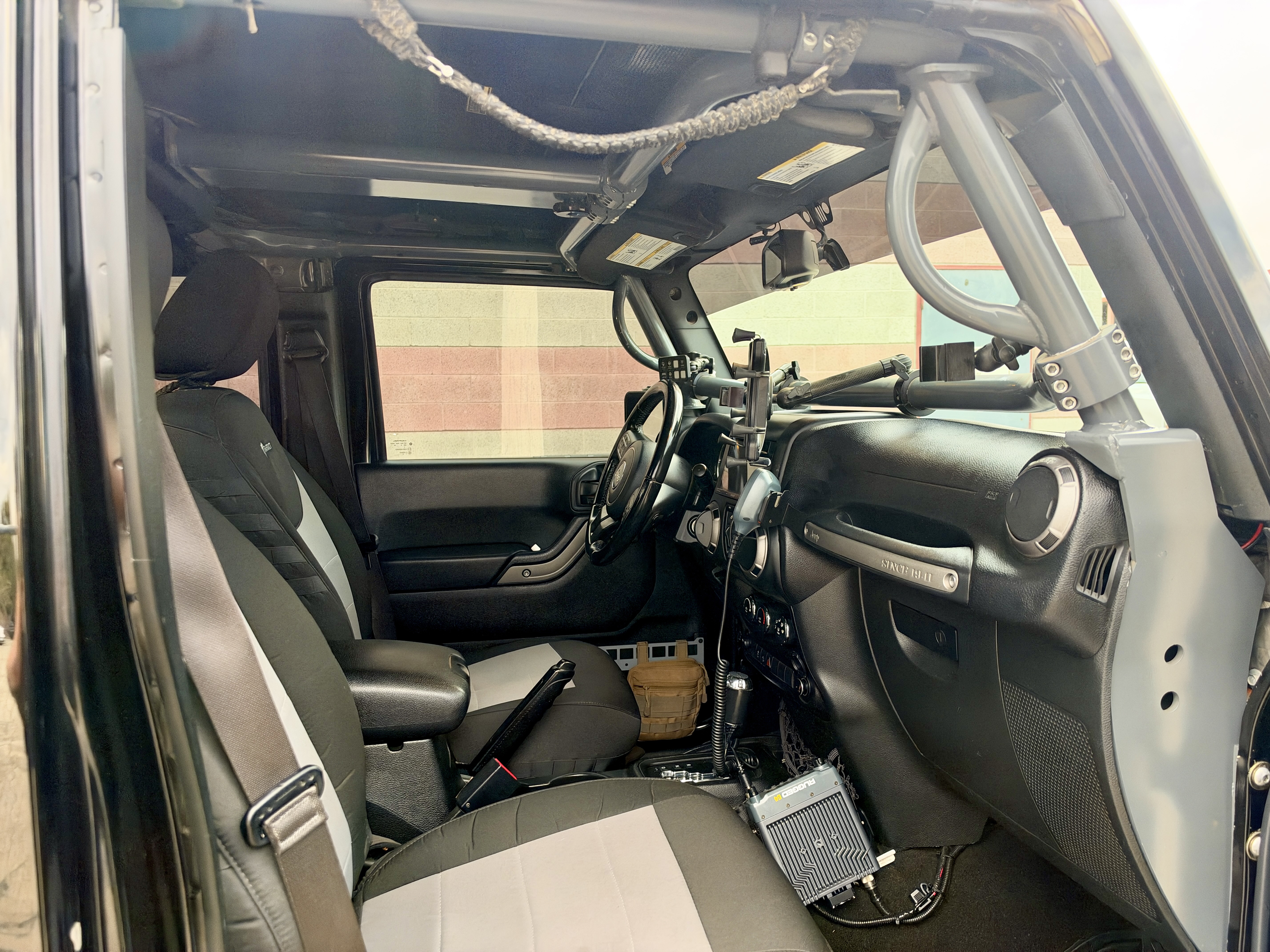 Used 2018 Jeep Wrangler Unlimited Sport S AWD/4WD image 11