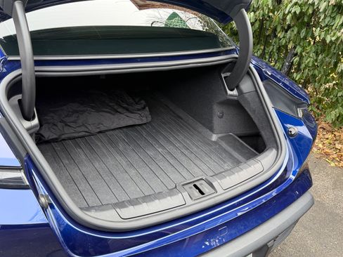 Used 2021 Porsche Taycan image 22