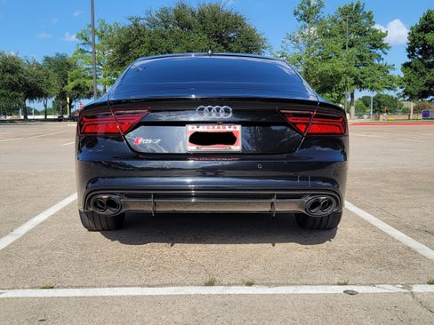 Used 2016 Audi RS 7 Prestige w/ Carbon-Optic Package image 9