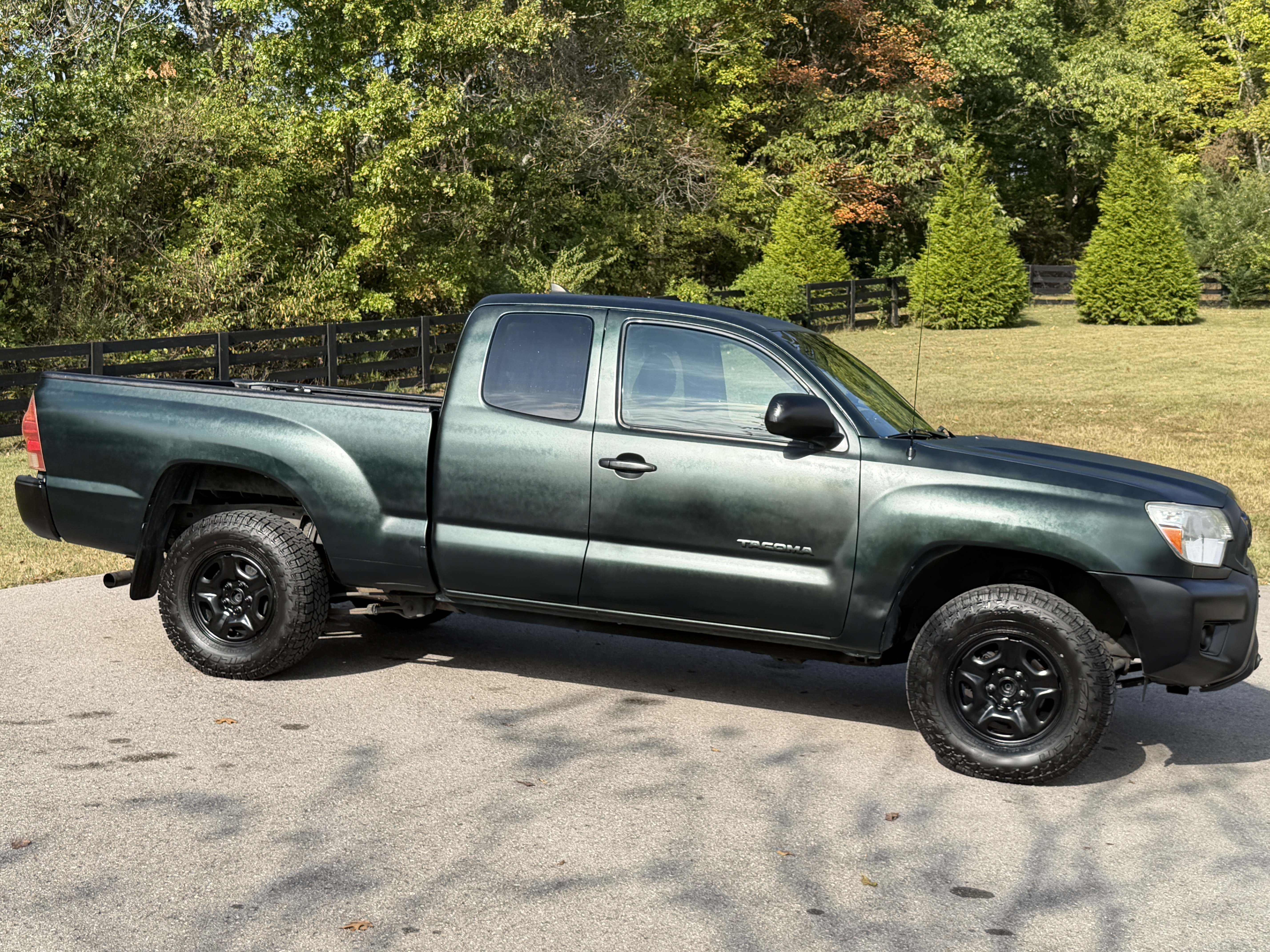 Used 2014 Toyota Tacoma 2WD Access Cab w/ SR5 Package image 17