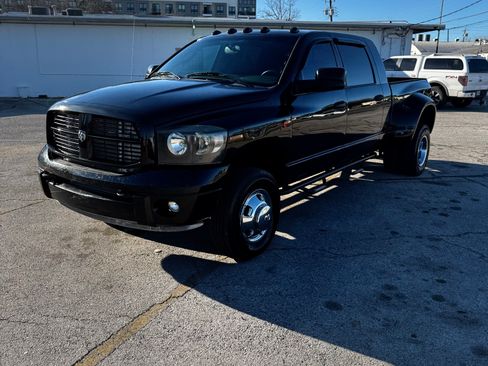Used 2009 Dodge Ram 3500 Truck Laramie image 4