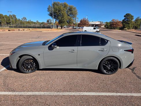 Used 2022 Lexus IS 500 image 6