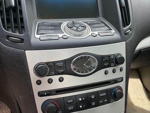Used 2009 INFINITI G37 x Sedan w/ Premium Pkg AWD/4WD image 10