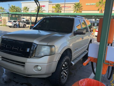 Used 2007 Ford Expedition Limited image 5