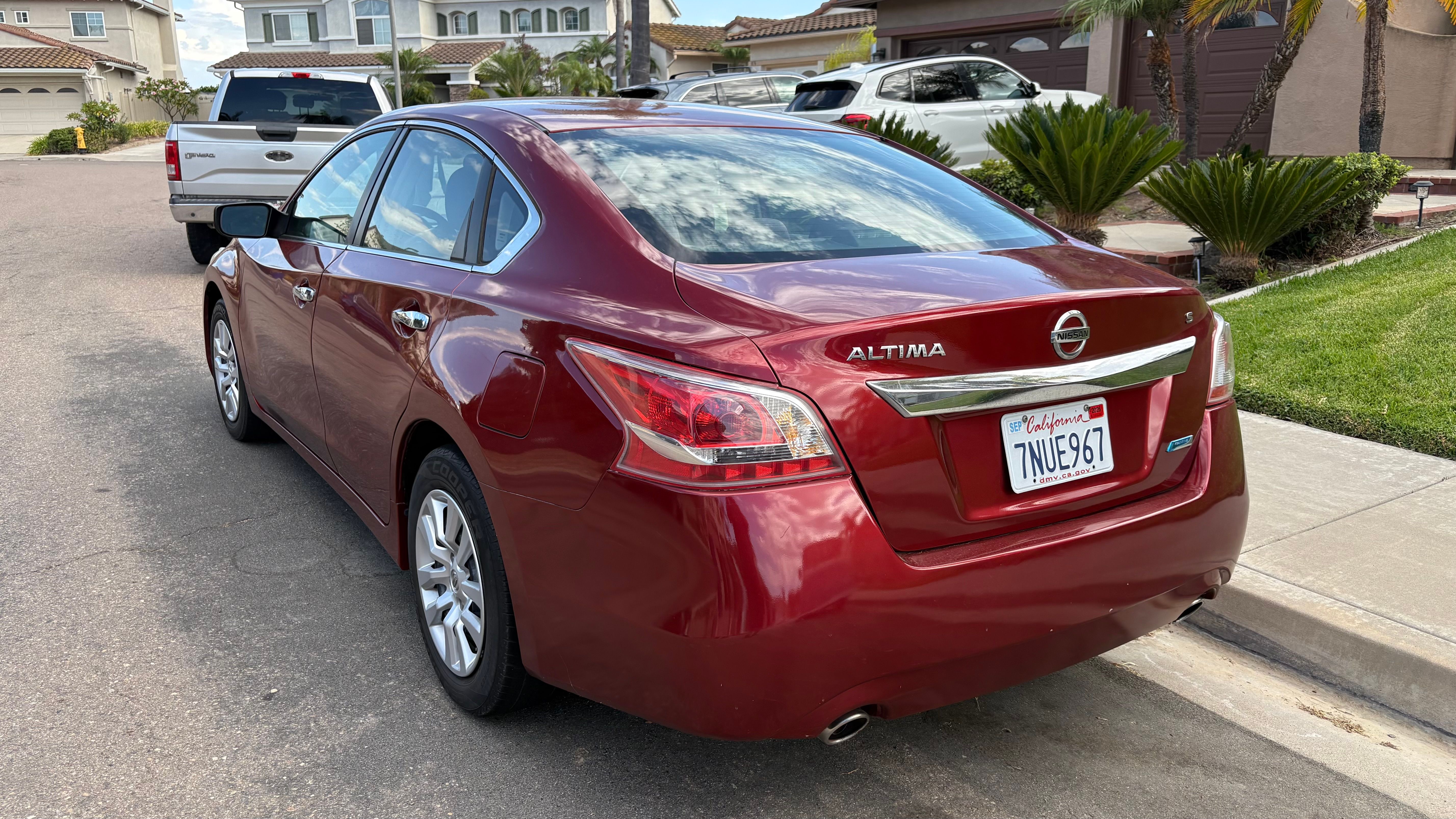 Used 2013 Nissan Altima 2.5 S FWD image 6