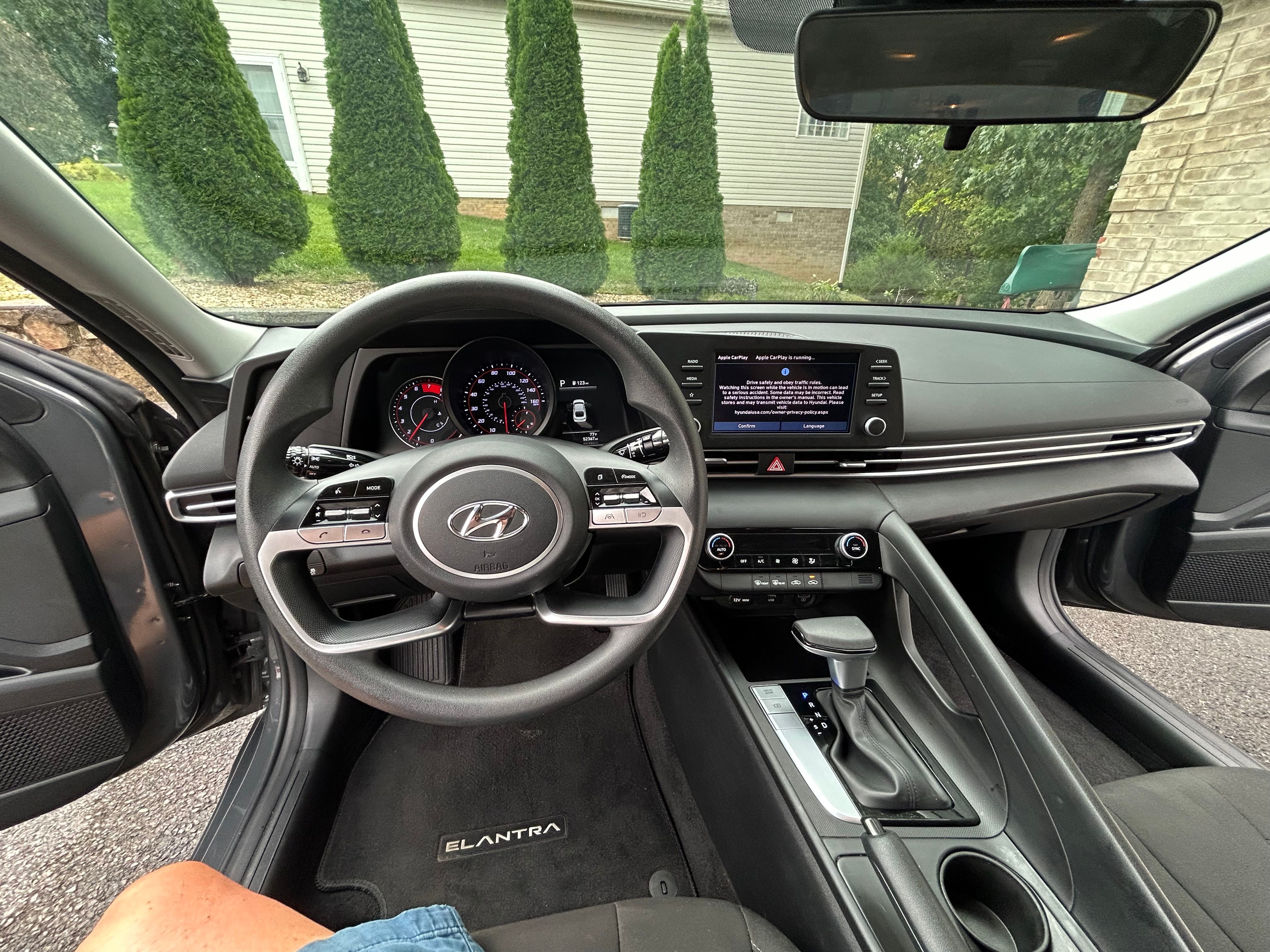 Used 2023 Hyundai Elantra SEL FWD image 20