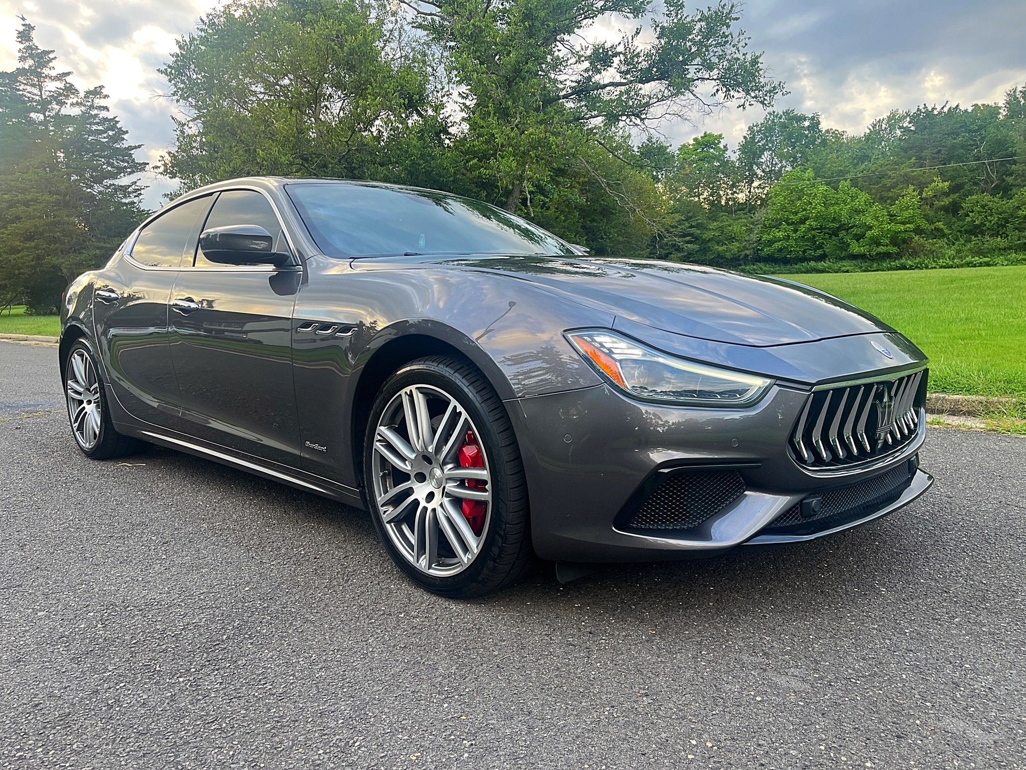 Used 2018 Maserati Ghibli S GranSport RWD image 5