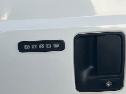 Used 2006 Ford F350 Lariat image 28