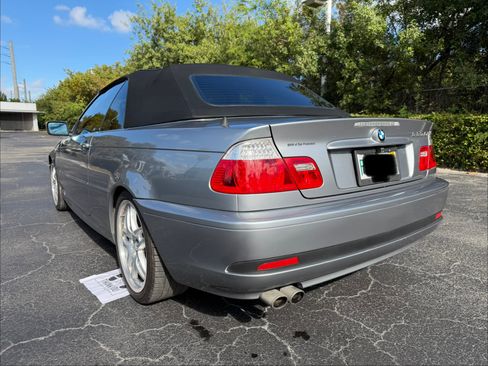 Used 2005 BMW 330Ci Convertible image 8