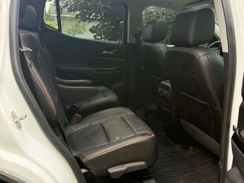 Used 2020 GMC Acadia AT4 w/ Trailering Package AWD/4WD image 5