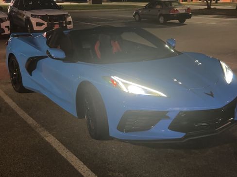 Used 2022 Chevrolet Corvette Stingray Convertible 2D w/ Z51 Performance Package image 1