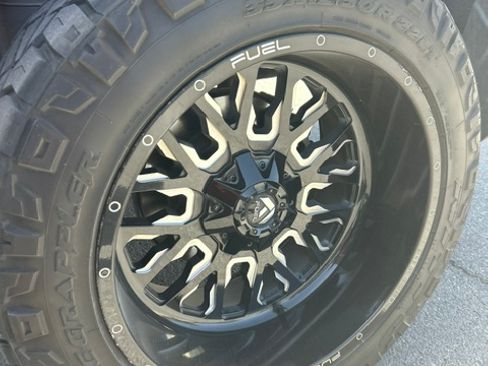 Used 2022 Chevrolet Silverado 1500 RST w/ Redline Edition image 8