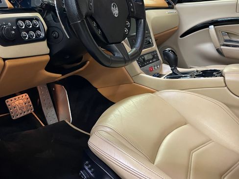 Used 2013 Maserati GranTurismo Sport RWD image 8