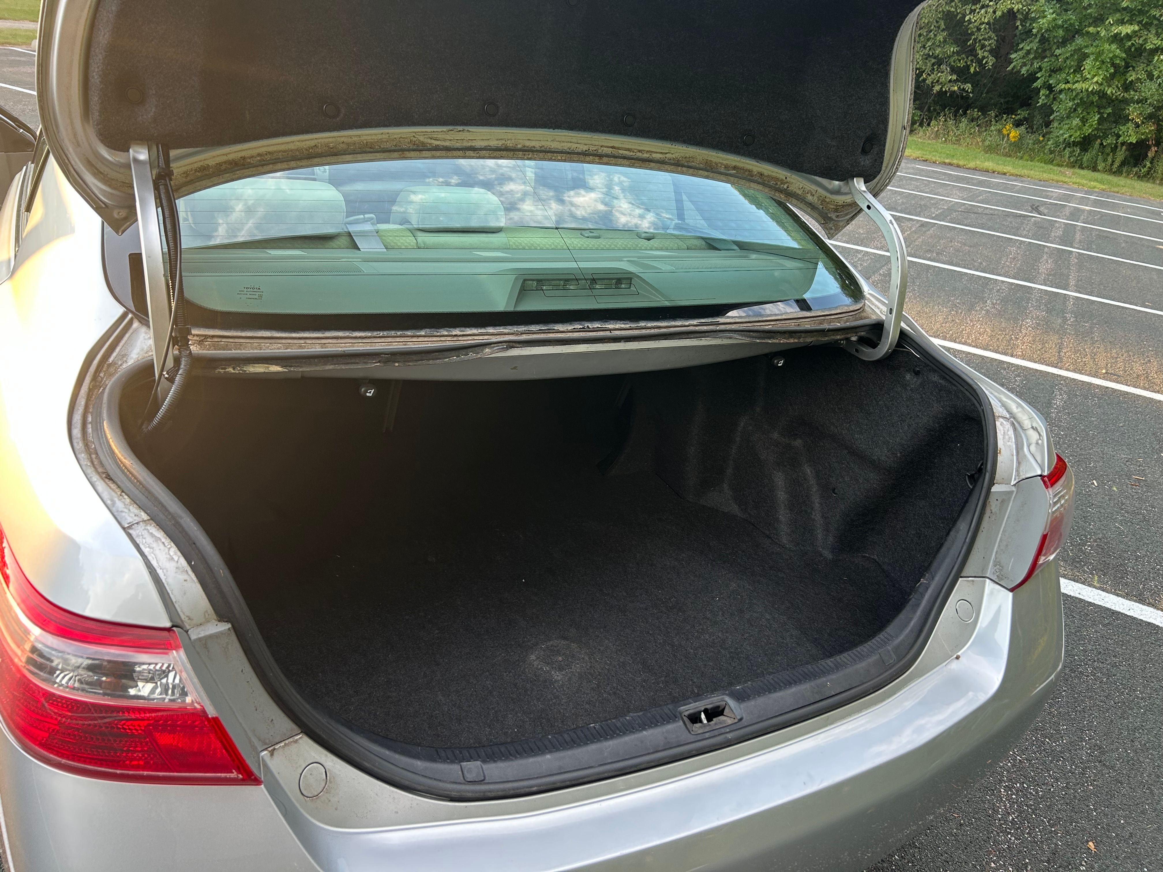 Used 2009 Toyota Camry SE FWD image 18