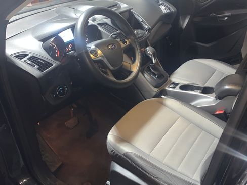 Used 2015 Ford Escape SE w/ Equipment Group 201A FWD image 10
