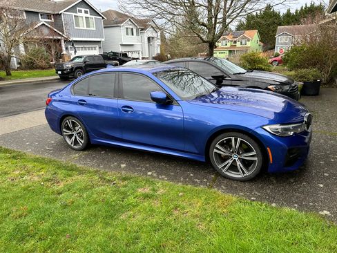 Used 2020 BMW 330i xDrive 330i xDrive Sedan 4D w/ M Sport Package image 2