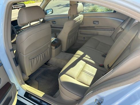 Used 2004 BMW 745Li image 19