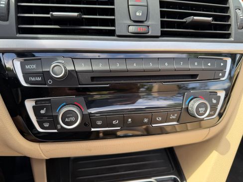 Used 2020 BMW 430i Convertible w/ Convenience Package image 11