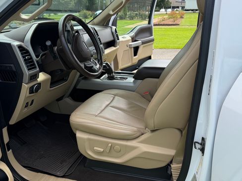 Used 2019 Ford F150 Lariat AWD/4WD image 16