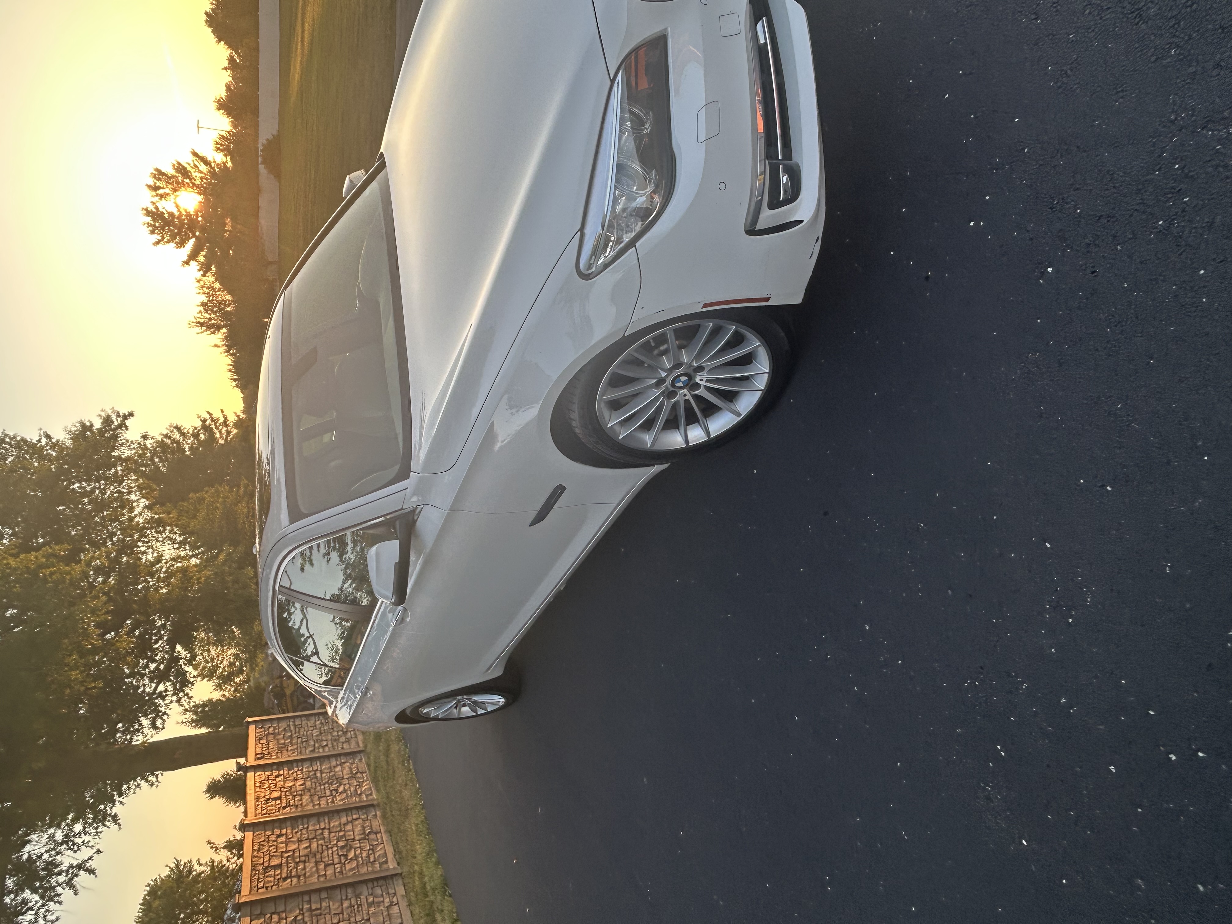 Used 2014 BMW 750Li xDrive AWD/4WD image 11