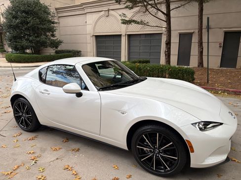 Used 2024 MAZDA MX-5 Miata RF Grand Touring image 5
