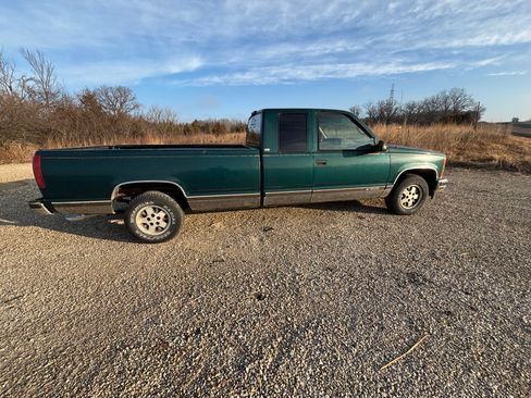 Used 1995 Chevrolet Silverado 1500 2WD Extended Cab image 1