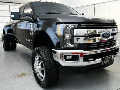 Used 2017 Ford F350 Lariat w/ Chrome Package